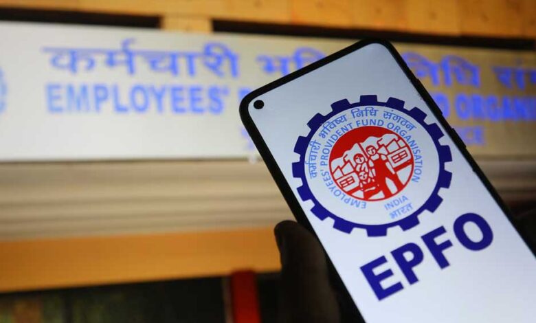 epfo-ने-फेस-ऑथंटिकेशन-टेक्नॉलजी-की-सुविधा-शुरू-की,-करोड़ों-सब्सक्राइबर्स-को-मिलेगा-लाभ