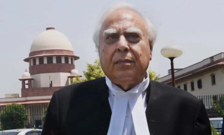 कपिल सिब्बल ने अमित शाह से पाक को ‘आतंकी राष्ट्र’ घोषित करने और इस मुद्दे को इंटरनेशनल कोर्ट में उठाने की अपील की