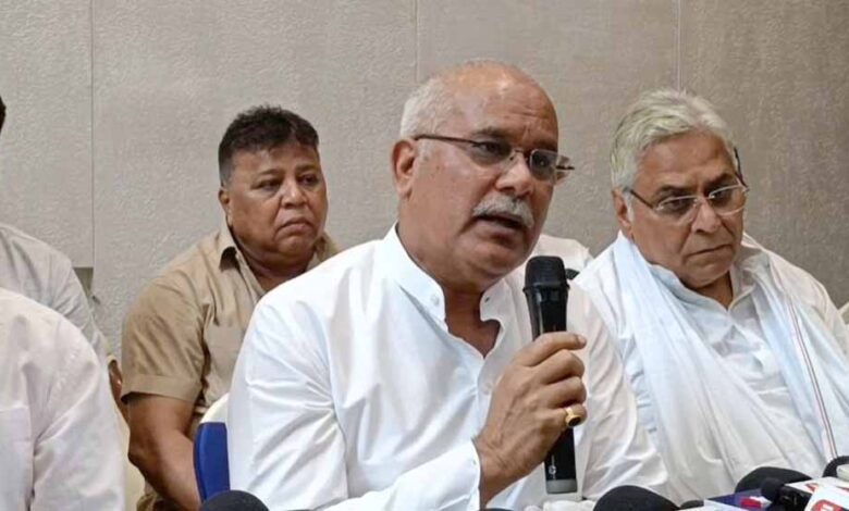 पहलगाम-आतंकी-हमले-को-भूपेश-बघेल-ने-झीरम-कांड-से-जोड़ा,-बोले-–-वहां-भी-नाम-पूछकर-मारा-गया-था