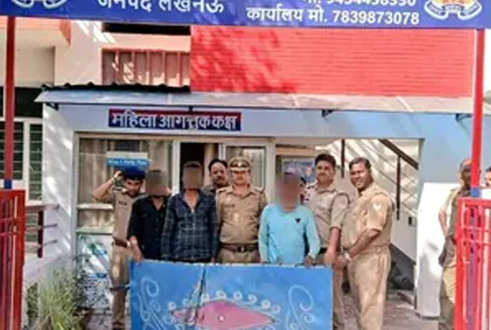 लखनऊ में रेलवे ट्रैक पर लोहे का मजबूत दरवाजा रखने वाले तीन युवक पुलिस के हत्थे चढ़े