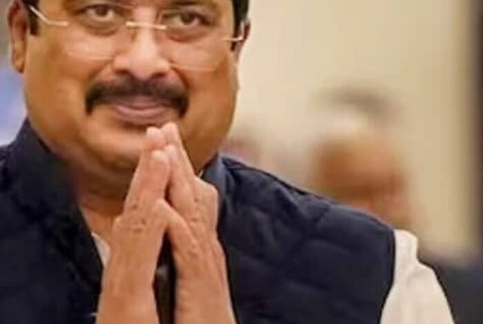 कुंडा से विधायक राजा भैया के दोनों बेटों की राजनीति में हुई एंट्री, अक्षय प्रताप की मौजूदगी में जनसत्ता दल के सदस्य बने