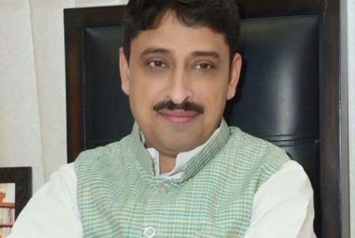सांसद-इमरान-मसूद-ने-सरकार-पर-हमला-बोला,-काशी-ट्रस्ट-में-मुसलमान-की-एंट्री-नहीं-और-वक्फ-में-होंगे-12-गैर-मुस्लिम