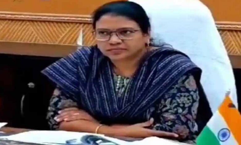 गौरेला पेंड्रा मरवाही : कलेक्टर ने ली साप्ताहिक समय-सीमा की बैठक