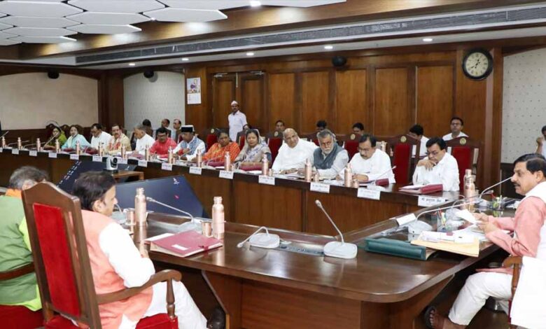 नक्सल प्रभावित जिले बालाघाट, मण्डला एवं डिण्डोरी के लिए विशेष सहयोगी दस्ते के 850 पद स्वीकृत