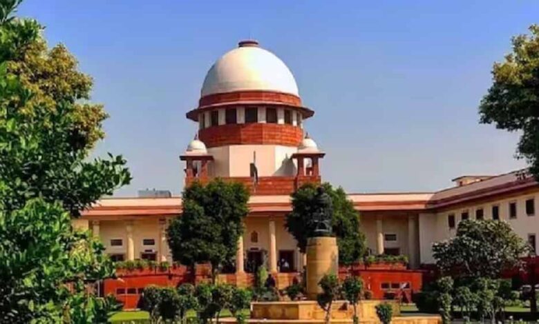 सुप्रीम-कोर्ट-ने-ncr-में-पटाखों-के-निर्माण,-भंडारण-और-बिक्री-पर-एक-महीने-में-लगाया-जाए-पूर्ण-प्रतिबंध