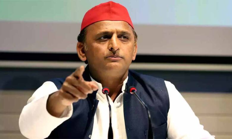 अखिलेश-यादव-ने-भाजपा-पर-निशाना-साधा,-नारी-वंदना-का-ढोंग-रचने-वाली-भाजपाइयों-की-सोच-महिला-विरोधी