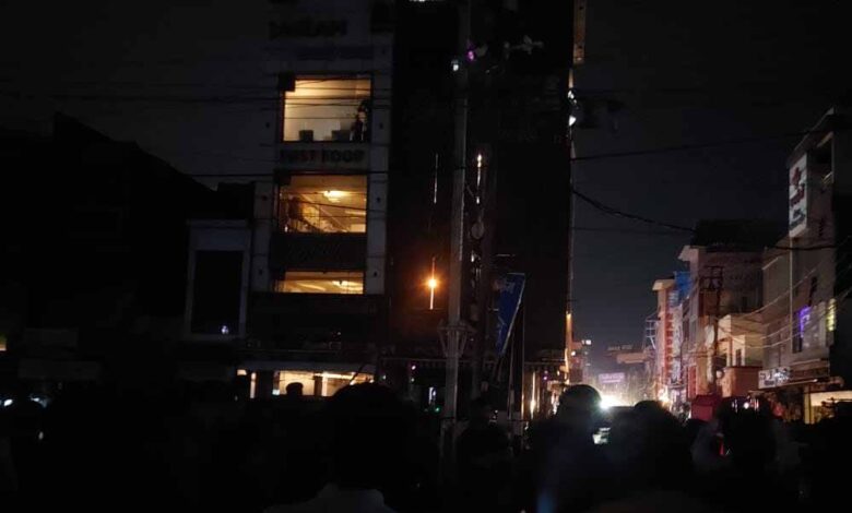 15 मिनट के ब्‍लैक आउट से प्रदेश में घटी बिजली की मांग, 50 मेगावाट मांग कम हो गई