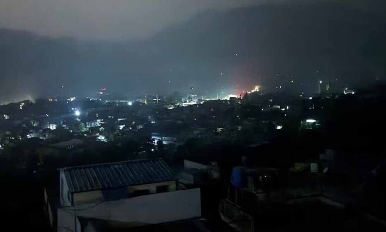 सांबा में पाकिस्तान की तरफ से भारी गोलाबारी, जम्मू एयरपोर्ट पर रॉकेट से हमला