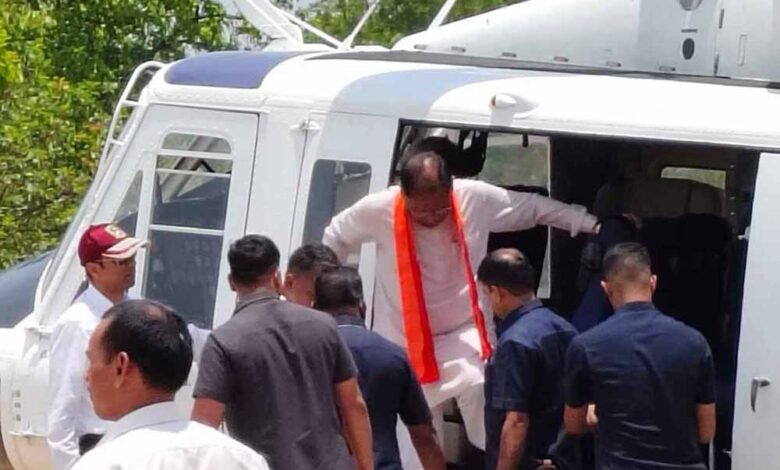 बलौदाबाजार-जिले-के-बलदाकछार-पहुंचा-सीएम-साय-का-हेलीकॉप्टर