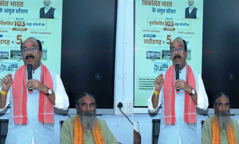उप-मुख्यमंत्री-साव-ने-मावा-मोदोल-योजना-के-तहत-संचालित-कोचिंग-सेंटर-का-किया-अवलोकन