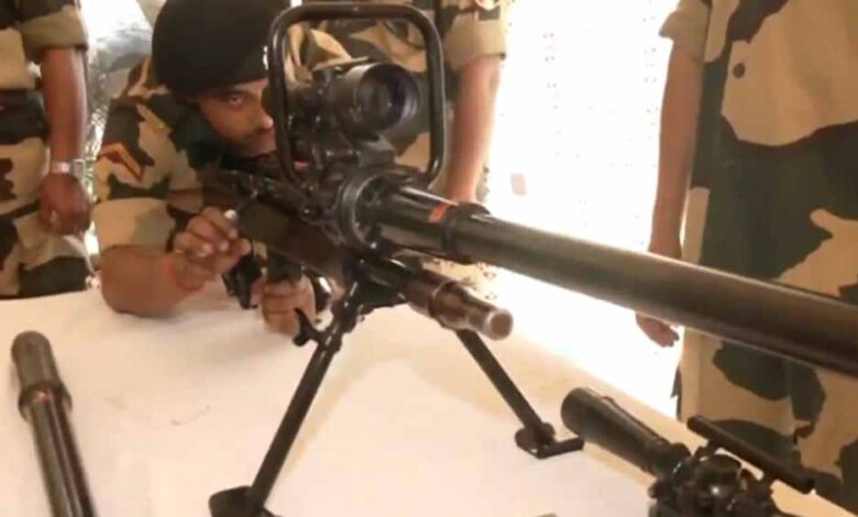 ऑपरेशन-सिंदूर-में-किन-घातक-हथियारों-का-इस्तेमाल,-विध्वंसक-राइफल-से-लेकर-ग्रेनेड-लॉन्चर-तक