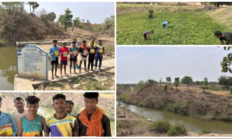 मोरघनिया-नाला-में-बने-चेक-डेम-से-पानी-को-तरसते-किसानों-के-चेहरे-पर-आई-मुस्कान