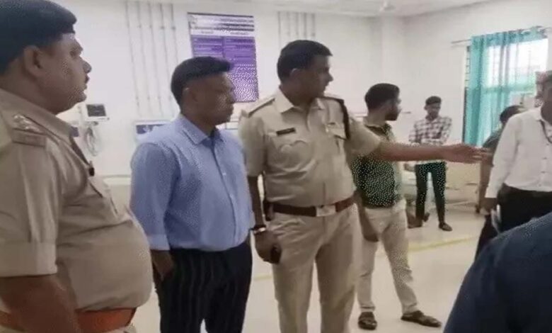 बिहार-एसटीएफ-की-गाड़ी-रतलाम-में-एक्सप्रेसवे-पर-पलटी,-दो-जवानों-की-मौत