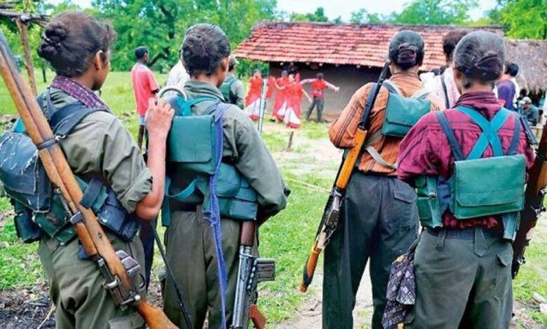 ओडिशा-के-राउरकेला-में-बड़ी-वारदात,-विस्फोटक-से-भरे-ट्रक-लूट-ले-गए-नक्सली