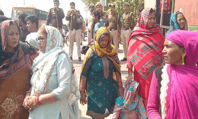 दिल्ली-में-38-और-बांग्लादेशी-घुसपैठियों-को-पकड़ा-गया-है,-जिनमें-बच्चे-और-महिलाएं-भी-शामिल
