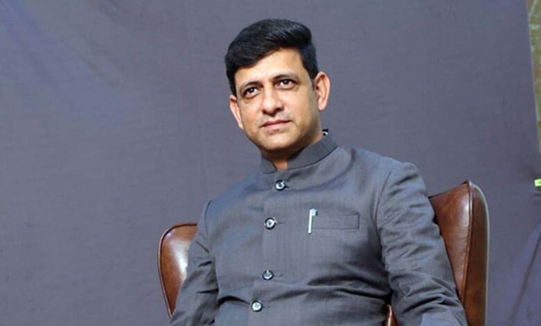 जलभराव-से-निपटने-के-लिए-महापौर-पुष्यमित्र-भार्गव-ने-नगर-निगम-के-अधिकारियों-को-अलर्ट-रहने-के-लिए-कहा