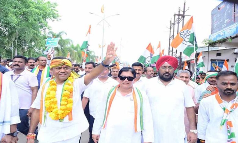 बीजेपी-ने-छत्तीसगढ़-को-बना-दिया-कॉरपोरेट-घरानों-का-चारागाह-:-दीपक-बैज-बोले