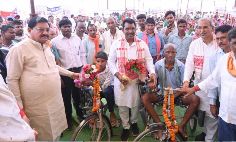 भ्रष्टाचार-एवं-रिश्वतखोरी-पर-होगी-कड़ी-कार्यवाही:-खाद्य-मंत्री-दयाल-दास-बघेल