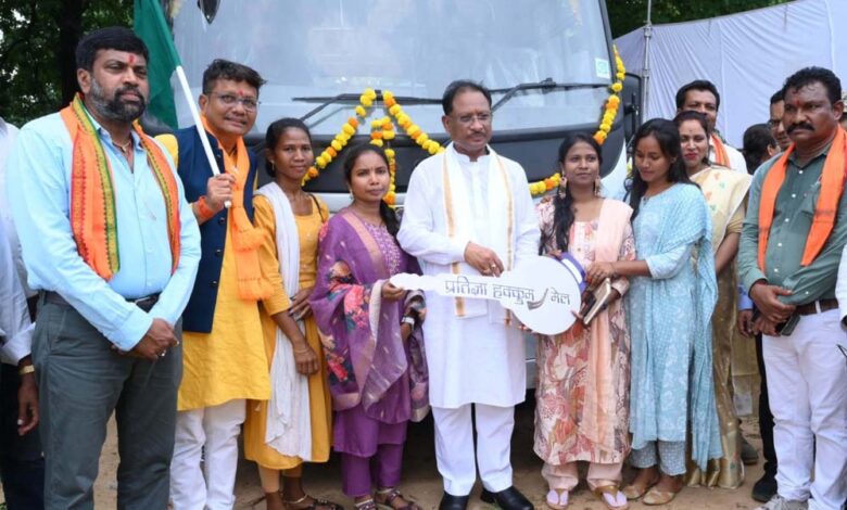 रायपुर-:-बस्तर-के-हर-कोने-तक-पहुंचाएंगे-विकास-का-उजाला:-मुख्यमंत्री-विष्णु-देव-साय