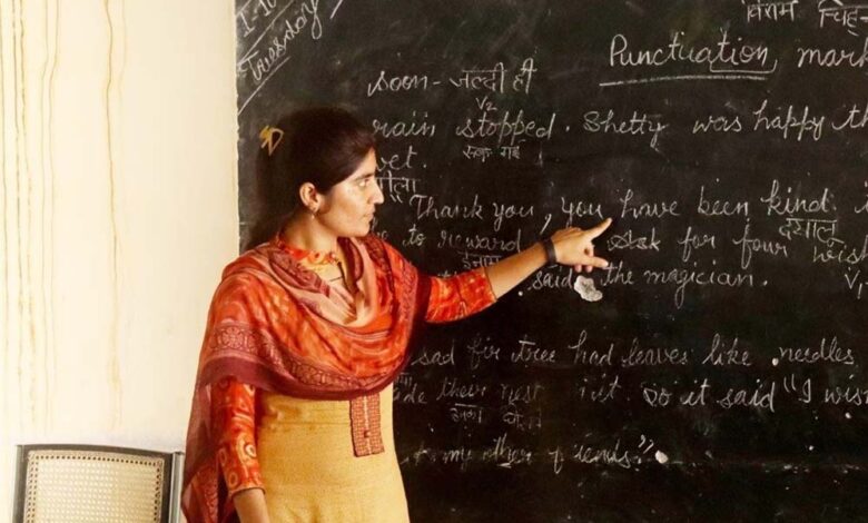 रायपुर-:-दुर्ग-जिले-में-शिक्षकों-की-पोस्टिंग-में-असंतुलन-से-प्रभावित-हो-रहा-ग्रामीण-अंचल-के-स्कूलों-का-परीक्षा-परिणाम