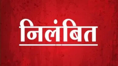 मुख्य-नगर-पालिका-अधिकारी-ने-बेटी-की-उम्र-की-युवती-से-की-दूसरी-शादी,-बुरे-फंसे
