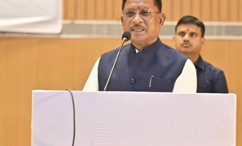 मुख्यमंत्री-साय-के-नेतृत्व-में-ई-गवर्नेंस-की-ओर-बड़ा-कदम:-अब-कर्मचारियों-की-‘कुंडली’-मोबाइल-एप-पर