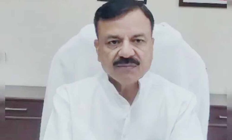 स्कूल-शिक्षा-एवं-परिवहन-मंत्री-सिंह-ने-श्रमिकों-की-मृत्यु-पर-किया-शोक-व्यक्त