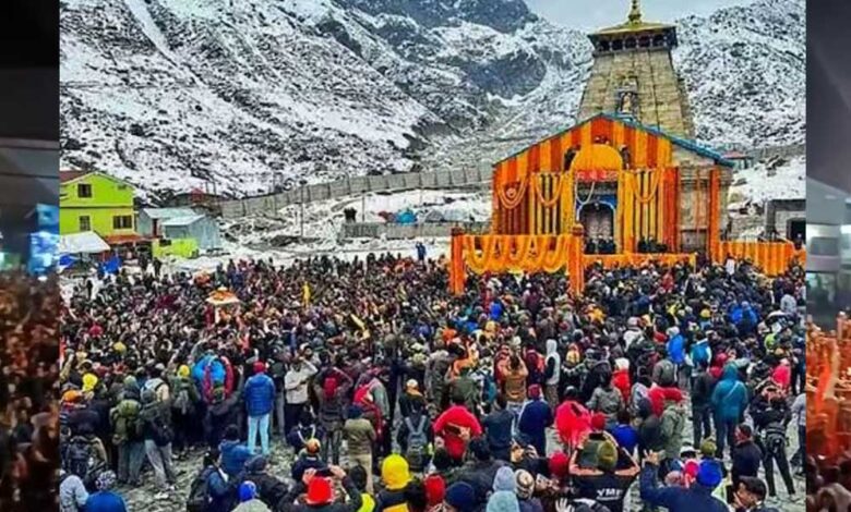 बाबा-केदार-के-दर्शन-करने-वाले-श्रद्धालुओं-की-संख्या-10-लाख-पार,-मंदिर-की-आरती-में-उमड़-रहे-भक्त