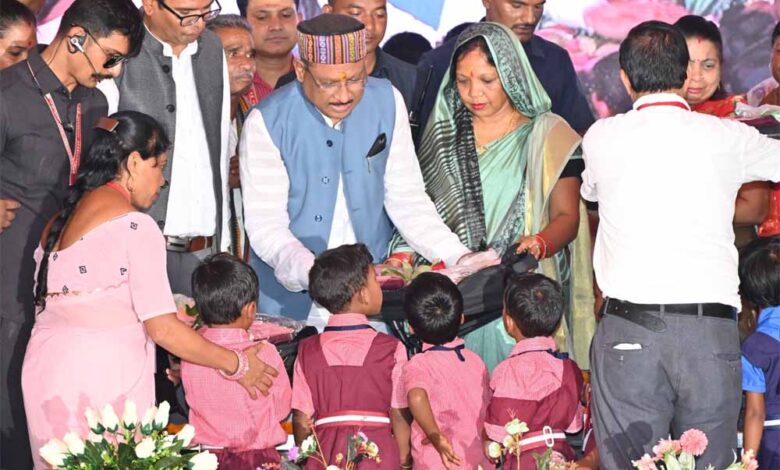 छत्तीसगढ़-में-शिक्षा-का-नया-सूर्योदय:-अब-कोई-स्कूल-शिक्षक-विहीन-नहीं