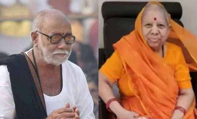 पत्नी-के-निधन-के-3-दिन-बाद-कथा-करने-पहुंचे-मोरारी-बापू-का-विरोध,-बोले-सूतक-में-ठीक-नहीं
