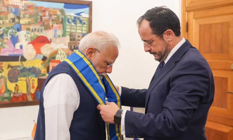 pm-मोदी-को-साइप्रस-का-सर्वोच्च-नागरिक-सम्मान,-बोले-ये-हमारी-दोस्ती-का-प्रतीक-है
