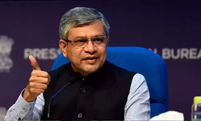 प्रधानमंत्री-मोदी-जी-के-नेतृत्व-में-भारतीय-रेलवे-का-ऐतिहासिक-कायाकल्प-हुआ-है-–-केंद्रीय-रेल-मंत्री-अश्विनी-वैष्णव