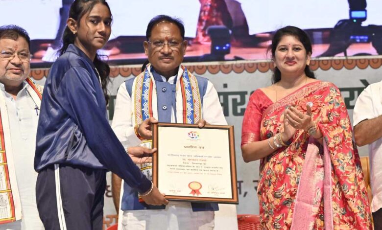 रायपुर-:-मुख्यमंत्री-ने-सार्थक-एवं-रक्षक-अभियान-का-किया-शुभारंभ