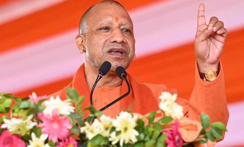 ऐक्शन-में-आये-सीएम-योगी,-अब-स्टाम्प-एवं-रजिस्ट्रेशन-विभाग-में-स्थानांतरणों-पर-तत्काल-प्रभाव-से-लगा-दी-रोक