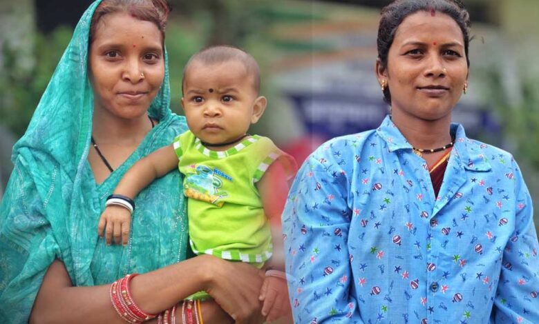 रायपुर : समस्याओं के निराकरण होने पर जनजातीय महिलाओं ने की शिविर की सराहना
