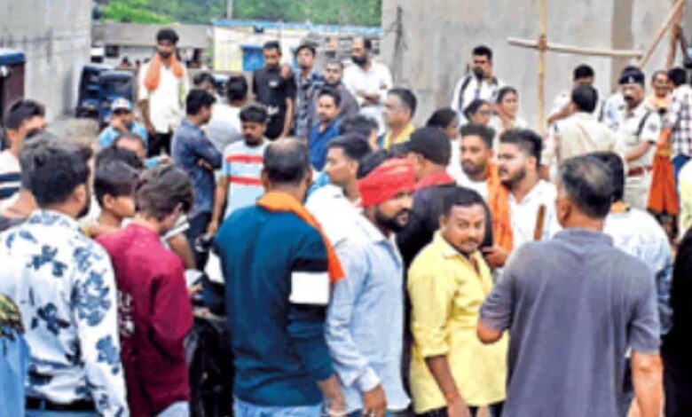 रायपुर-के-रामनगर-इलाके-में-बजरंग-दल-के-कार्यकर्ताओं-ने-रुकवाया-अवैध-मतांतरण,-पास्टर-गिरफ्तार