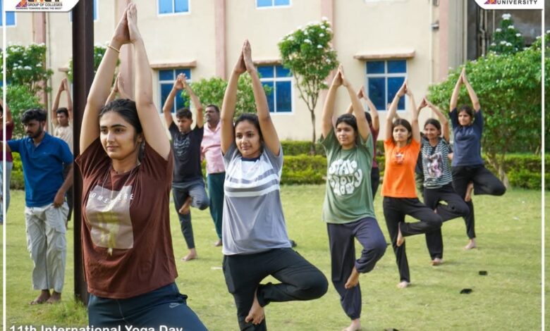 “अंतरराष्ट्रीय योग दिवस पर एलएनसीटी समूह में हुआ सामूहिक योगाभ्यास, युवाओं ने लिया स्वस्थ जीवन का संकल्प”