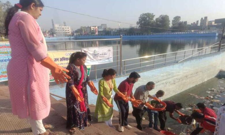 प्रदेश के नगरीय क्षेत्रों में प्राचीन जल-स्रोतों के संरक्षण में समाज की भागीदारी