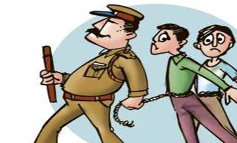 ग्वालियर पुलिस ने नशा तस्करों से पांच किलो गांजा किया जब्त, एक लाख के करीब कीमत, पुलिस ने दर्ज किया मामला