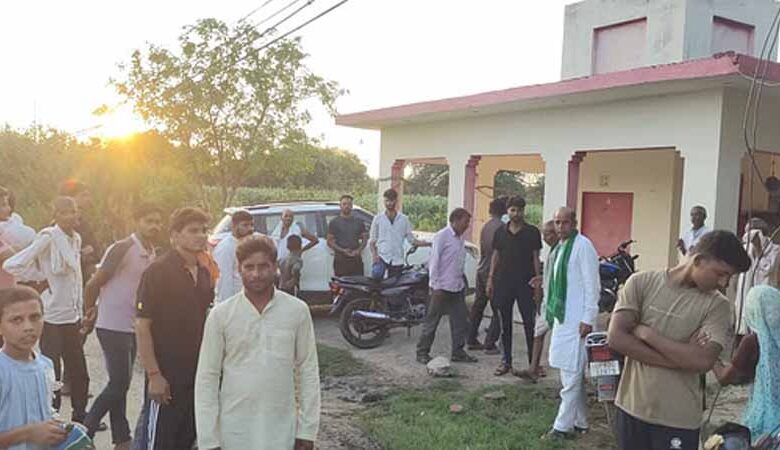 आगरा-में-मीटर-लगाने-पर-भड़के-ग्रामीण,-दो-दरोगा-समेत-12-घायल