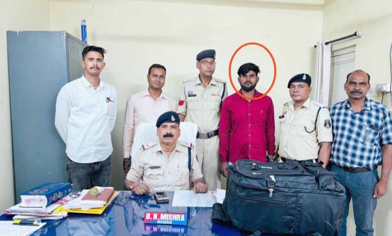 रायपुर रेलवे स्टेशन से गांजा तस्करी के आरोप में एक आरोपी को जीआरपी ने किया गिरफ्तार