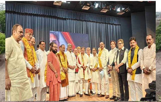 वैदिक-सनातनी-ज्योतिष-महामंथन-से-समाज-को-मिलेगा-लाभ:-उप-मुख्यमंत्री-श्री-शुक्ल