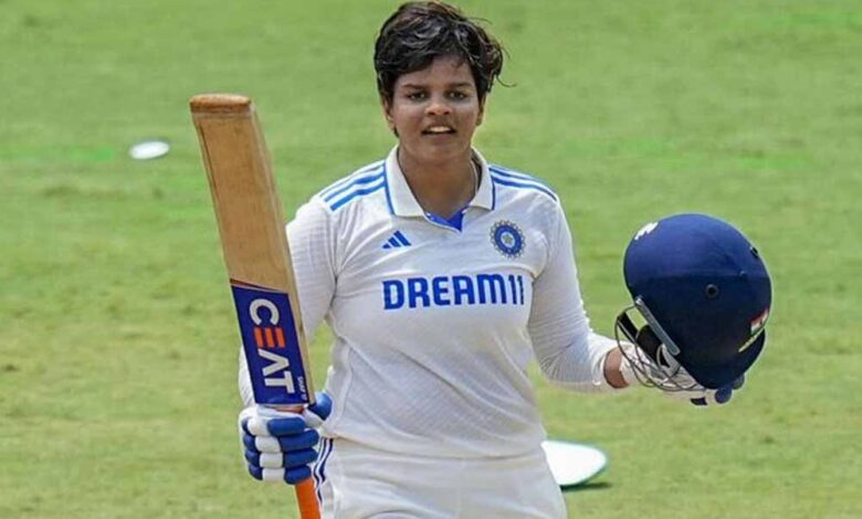 शेफाली-वर्मा-ने-टेस्ट-क्रिकेट-में-सचिन-तेंदुलकर-की-बल्लेबाजी-के-काफी-वीडियो-देखे,-कमबैक-में-रहा-अहम-रोल