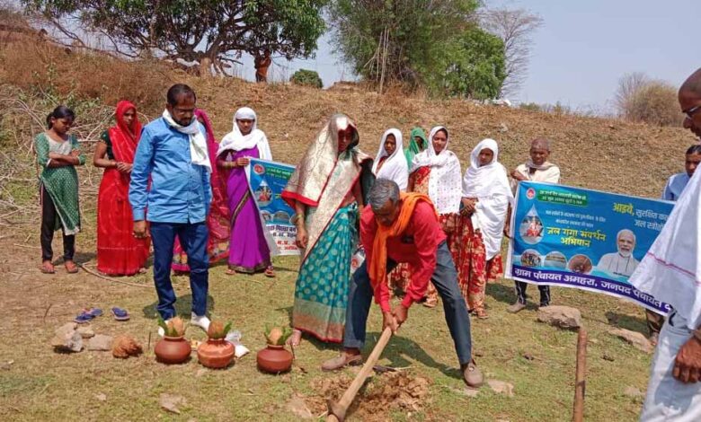 जल गंगा अभियान में हरा योगदान, उद्यानिकी किसान बन रहे हैं जल संरक्षण के अग्रदूत
