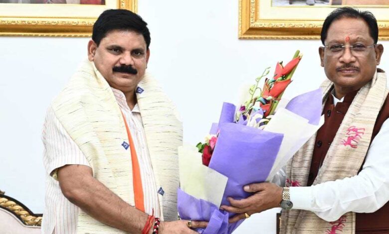 मुख्यमंत्री साय से केंद्रीय राज्य मंत्री सतीश चंद्र दुबे की मुलाकात, कोयला क्षेत्र के विकास और CSR फंड से जनकल्याणकारी कार्यों को बढ़ावा देने पर हुई चर्चा
