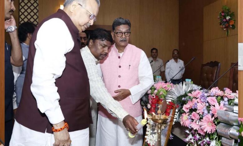 विधानसभा-में-pa/ps-का-प्रशिक्षण-कार्यक्रम,-लोकतंत्र-को-सशक्त-करने-की-ऐतिहासिक-पहल,-विशेष-भूमिका-विधानसभा-अध्यक्ष-डॉ.-रमन-सिंह