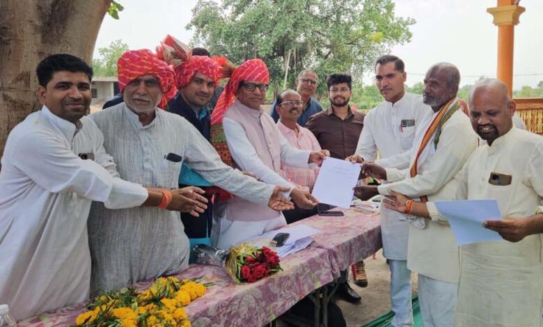 किसान-भाई-कृषि-वैज्ञानिकों-से-खेती-में-नई-तकनीकों-की-जानकारी-ले-,आधुनिक-खेती-के-लिये-आगे-आये-विधायक-गोपालसिंह-इंजीनियर