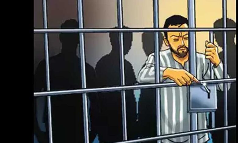 भूकंप-का-फायदा-उठाकर-पाकिस्तान-की-जेल-से-भागे-216-कैदी,-अफरातफरी-का-उठाया-फायदा