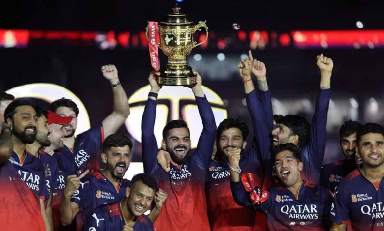 रॉयल-चैलेंजर्स-बेंगलुरु-बनी-चैंपियन,-18वां-सीजन,-18-रिकॉर्ड,-ipl-2025-में-वो-कारनामे-जो-पहले-कभी-नहीं-हुए