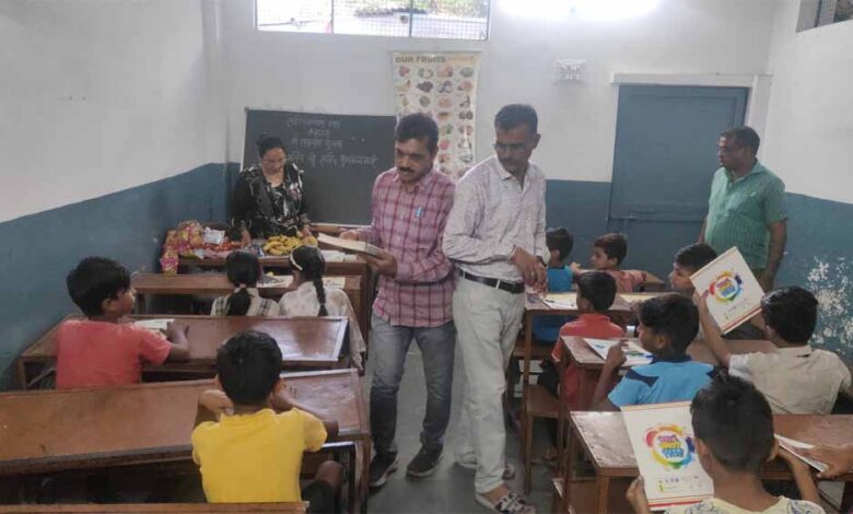सर्व-मांग्लयम-समूह’-संस्थापक-ने-स्कूली-बच्चों-के-साथ-मनाया-जन्मदिन